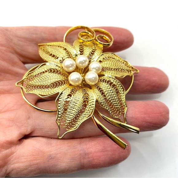 JENNIFER MOORE Gold Filagree Pearl Large Brooch - Picture 6 of 7